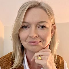 Dr Ave Kotze (image)